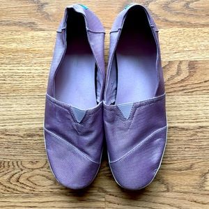 Toms Avalon Slip-ons